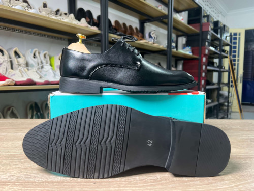 ប៊ូស្បែកគោម៉ូតចងខ្សែកែងកម្ពស់3cmនិងមានប៉ុងកល់បន្ថែមកម្ពស់2.5cm